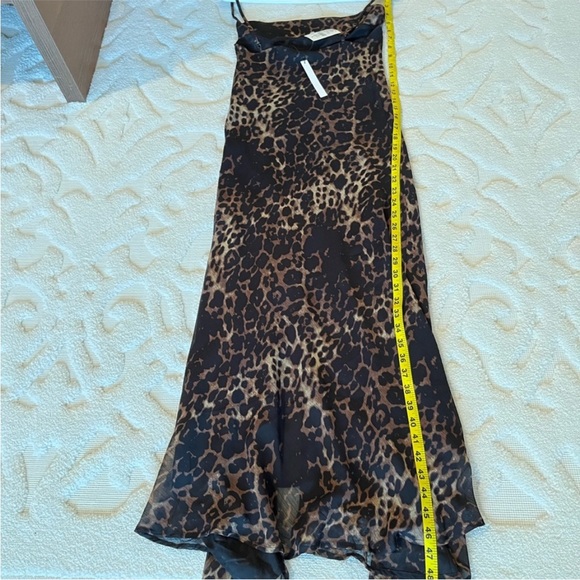 Beautiful Caara dress - NWT- XS - Picture 7 of 7